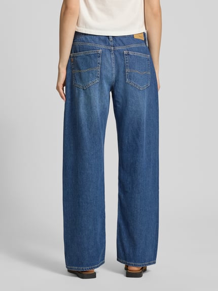 Pepe Jeans Jeansy o kroju loose fit z mieszanki bawełny i lyocellu model 'NICKY' Jeansowy niebieski 5