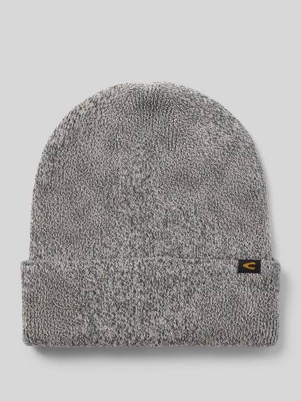 Produktfoto, Beanie aus Baumwoll-Mix von camel active in Grau, Ripp-Optik, Label-Detail, breiter Umschlag, strukturierte Oberfläche