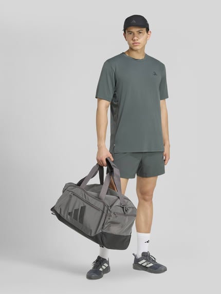 adidas Training Regular Fit Sportshorts mit Logo-Print Dunkelgruen 5
