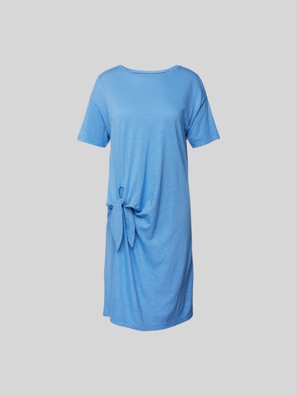 Juvia t-shirtjurk met knoopdetail Bleu - 2