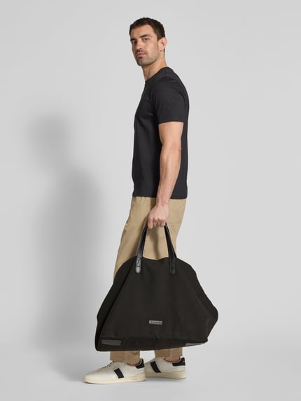bugatti Shopper mit Label-Patch Modell 'Finn' Black 1