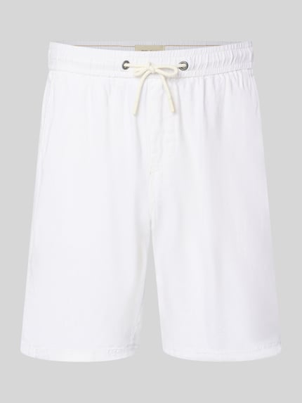 Productfoto, witte korte broek van Blend, Shorts uit mix van linnen en viscose, regular fit, elastische band, steekzakken, model 'MALVIN', bandwijdte bij maat M 37 cm, binnenbeenlengte bij maat M 23 cm