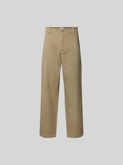 Stoffhose mit Gesäßtaschen Shop The Look MANNEQUINE