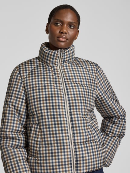 VILA Steppjacke mit Stehkragen Modell 'KARLA' Camel 3