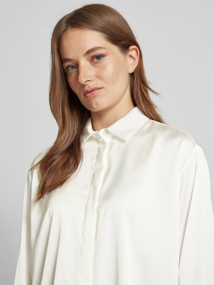 Christian Berg Woman Selection Bluzka koszulowa o kroju regular fit z krytą listwą guzikową Écru 3