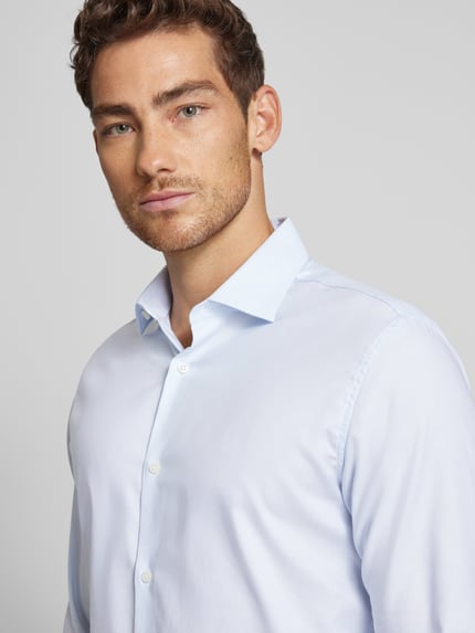 JACK & JONES Premium Slim Fit Freizeithemd mit Kentkragen Modell 'PARKER' Hellblau 3