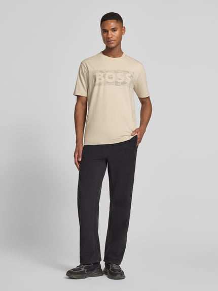 BOSS Green Regular Fit T-Shirt aus Baumwoll-Mix Modell 'TS_GLOBE LOGOPATTERN' Sand 1