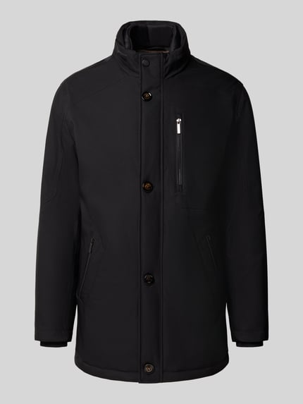 Produktfoto, Jacke mit Stehkragen und Reißverschlusstaschen von bugatti in Schwarz, glatte Textur, Regular Fit, mit Knopfleiste, Herrenmode.