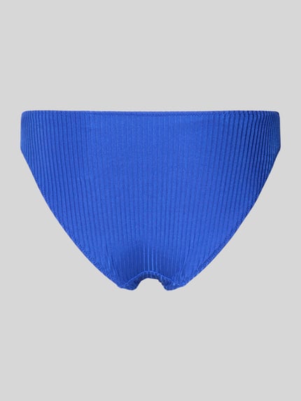 Produktfoto, Slim Fit Bikini-Hose mit Zierbesatz Modell 'Emly' von Marie Jo im kräftigen Blau mit feinem Struckturmuster, Elastischer-Material-Mix