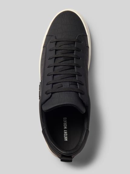 Produktfoto, Sneaker aus echtem Leder mit Schlangen-Print von Antony Morato, schwarz, abgerundete Form, Logo-Detail, weiße Sohle