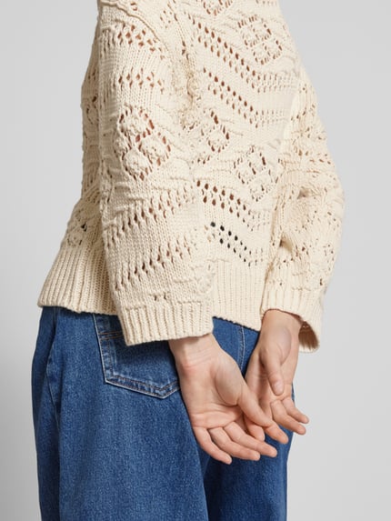 PIECES Figurumspielender Strickpullover mit Lochmuster 'PCNIANA' Beige 3