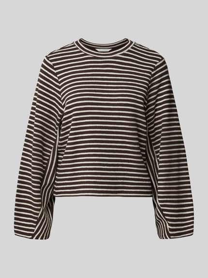 Produktfoto, Sweatshirt im Allover-Look Modell 'Sofia' von MSCH Copenhagen in Braun und Weiß, Baumwoll-Mix mit Stretch-Anteil, Rundhalsausschnitt, Relaxed Fit.