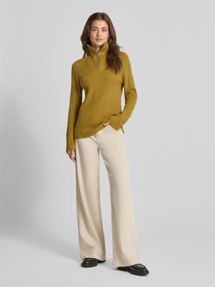 Christian Berg Woman Regular Fit Strickpullover aus Viskose-Mix Senf Melange 1