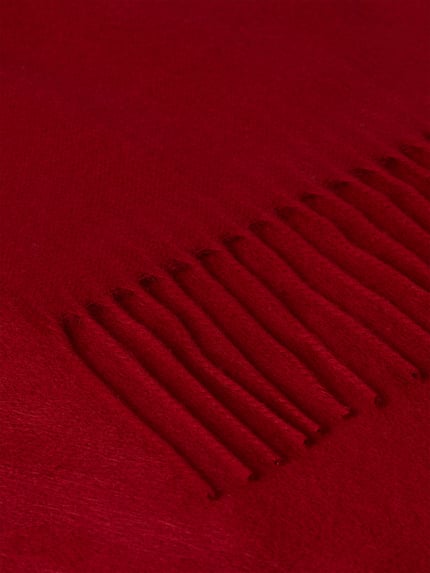 Produktfoto, Schal mit Fransen Modell 'Cashmink' von FRAAS, rot, Strick-Optik, rechteckig, weiche Textur, 31 x 168 cm.