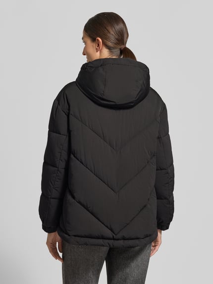 Marc Cain Steppjacke mit Kapuze REMIX OUTDOOR Black 5
