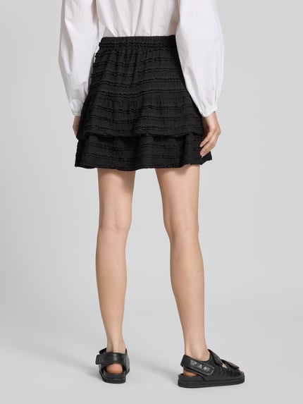 ONLY Spódnica mini rozkloszowana z falbanami model ‘GAYLE’ Czarny 5