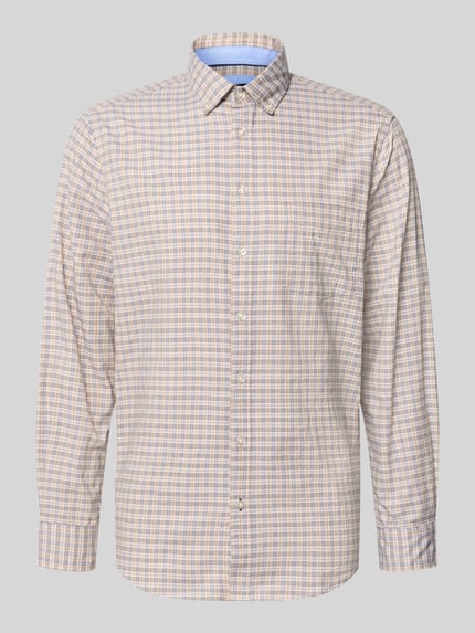 Regular fit vrijetijdsoverhemd met Button-downkraag Shop The Look MANNEQUINE