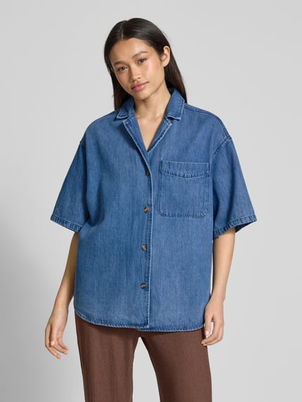 EDITED Jeansbluse mit aufgesetzter Brusttasche Modell 'Pheline' Jeansblau 4