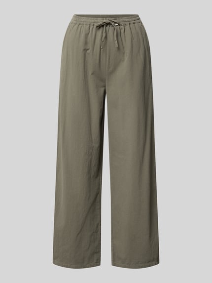 Produktfoto, Stoffhose in verkürzter Passform Modell 'CISSIE' von Soyaconcept aus Reine Baumwolle, Wide Leg, elastischer Bund mit Tunnelzug, Farbe Oliv, glatte Struktur, Damen