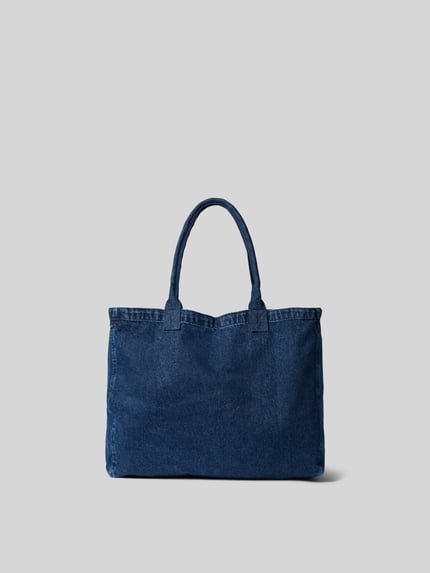 Produktfoto, Tote Bag in Denim-Optik od Anine Bing, tkanina stylizowana na denim, bawełna, nadruk z logo, szerokość w rozmiarze 1: 50 cm, długość w rozmiarze 1: 39 cm, głębokość w rozmiarze 1: 18 cm