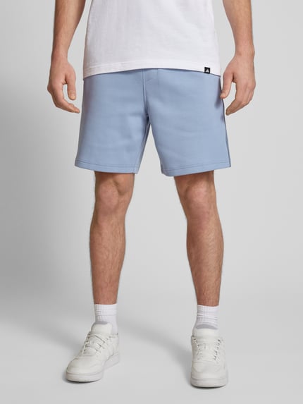 Calvin Klein Jeans Regular Fit Shorts mit angedeutetem Eingriff Hellblau 4