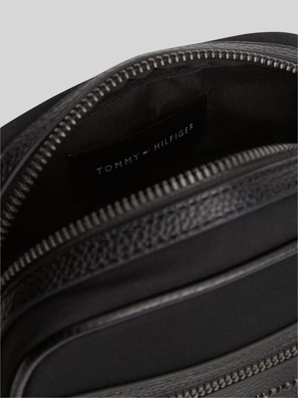 Tommy Hilfiger Torba na ramię z zamkiem błyskawicznym i detalem z logo BLACK 4