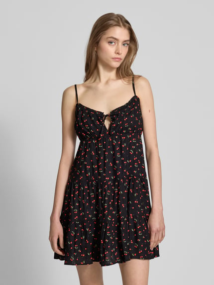REVIEW Minikleid mit Schlüsselloch-Ausschnitt Black 4