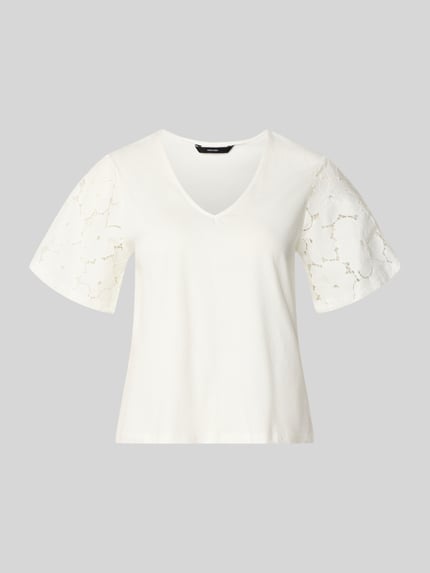 Productfoto, Regular Fit Blusenshirt aus reiner Baumwolle Modell 'VILLA' van Vero Moda, look: effen, met kant, V-hals, korte mouw, jersey, puur katoen