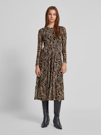 ZABAIONE Midikleid mit gelgten Falten Mittelbraun 4