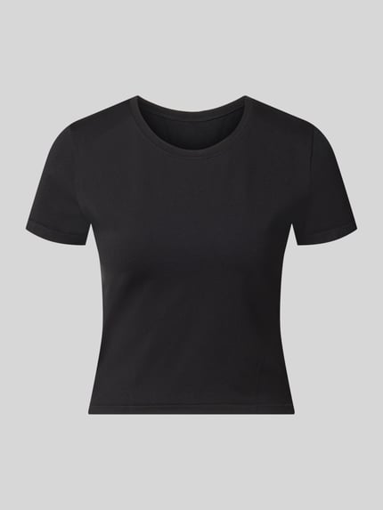 Cropped T-Shirt mit Rundhalsausschnitt Modell 'Feather' Shop The Look MANNEQUINE