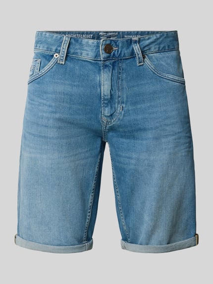 Produktfoto, Regular Fit Jeansshorts im 5-Pocket-Design von PME Legend aus Baumwoll-Elasthan-Mix, Modell NIGHTFLIGHT, Knopf- und Reißverschluss, Bundweite 43 cm, Innenbeinlänge 25 cm, Farbe Hellblau, glatte Oberfläche
