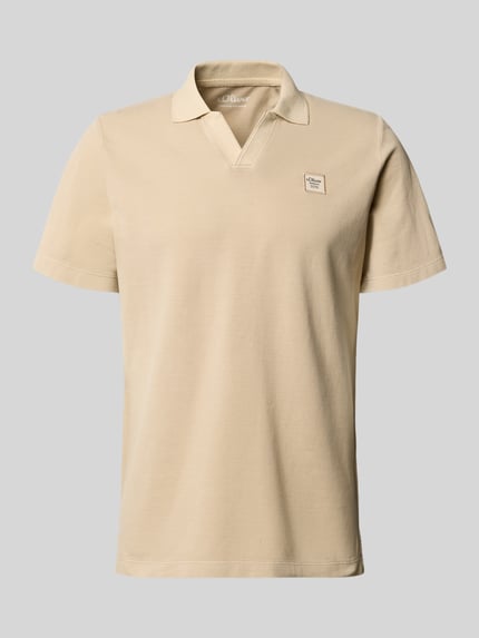 Productfoto, Regular Fit Poloshirt uit pure katoen van s.Oliver RED LABEL in effen beige, piqué textuur, polokraag, korte mouw, label patch, zijsplitten.