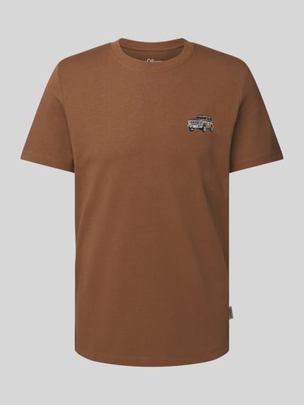 s.Oliver RED LABEL Regular Fit T-Shirt aus reiner Baumwolle mit Ford®-Applikation Mittelbraun 2