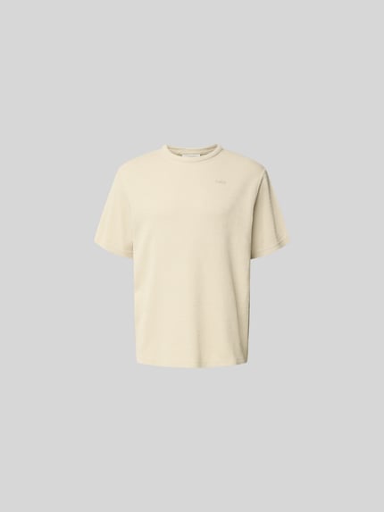 t-shirt o kroju relaxed fit z fakturowanym wzorem Shop The Look MANNEQUINE