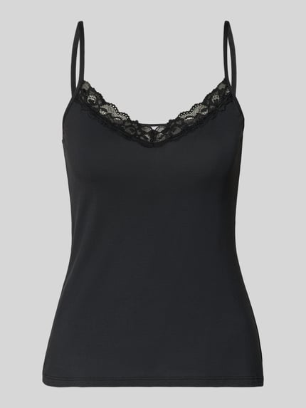 Produktfoto, Slim Fit Top mit Spitzenbesatz von Skiny, aus elastischem Micromodal-Mix, schwarze Farbe, Spaghettiträger, schlichte Struktur.