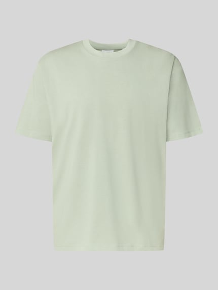 Produktfoto, Oversized T-Shirt mit Rundhalsausschnitt von Lindbergh in hellem Mintgrün, reine Baumwolle, gerade Form, glatte Textur.