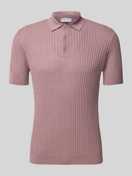 Produktfoto, Slim Fit Poloshirt aus Viskose-Mix von Antony Morato in Rosa mit Strick-Optik, Polokragen, kurzärmelig, Rückenlänge 68 cm bei Größe M.