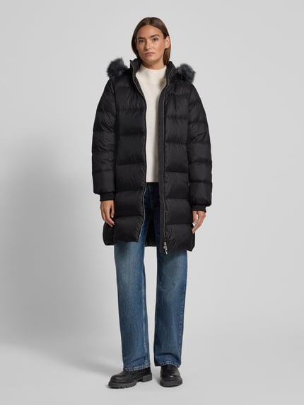 Calvin Klein Womenswear Płaszcz pikowany o kroju regular fit z zamkiem błyskawicznym dwustronnym Czarny 1