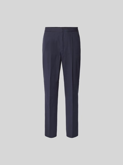 Straight Fit Stoffhose aus Baumwolle Shop The Look MANNEQUINE