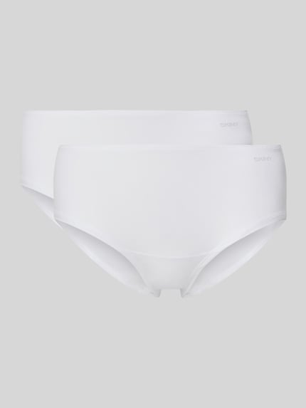 Produktfoto, Slip mit Logo und elastischem Bund von SKINY, weiß, glatte Oberfläche, Baumwoll-Elasthan-Mix, körpernahe Passform, elastischer Bund, dezentes Logo