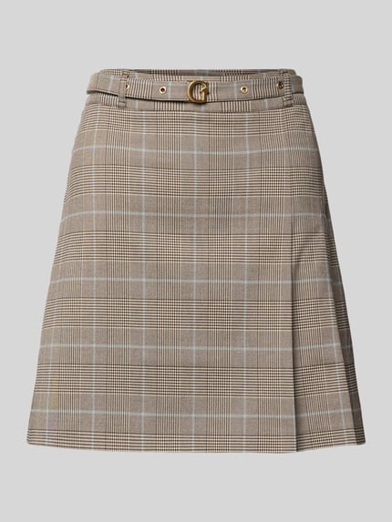 Produktfoto, Minirock mit Viskose-Anteil Modell 'Geraldine' von Guess in A-Linie mit Stoffgürtel, Elastischer-Material-Mix, kariertes Muster in Beige-Braun, Bundweite 39 cm, Gesamtlänge 45 cm, Damen.