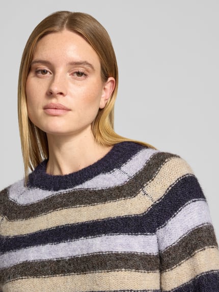 FREE/QUENT Sweter z dzianiny o kroju regular fit z rękaw o dł. 3/4 model 'Grslulu' Fioletowy melanż 3