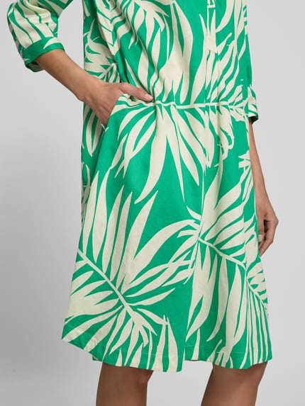 Milano Italy Knielanges Kleid mit Tunikakragen Gruen 3