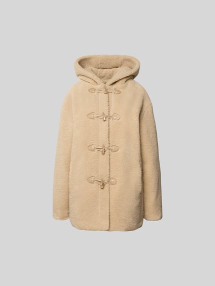 Juvia Mantel aus Teddyfell mit Kapuze Sand 2