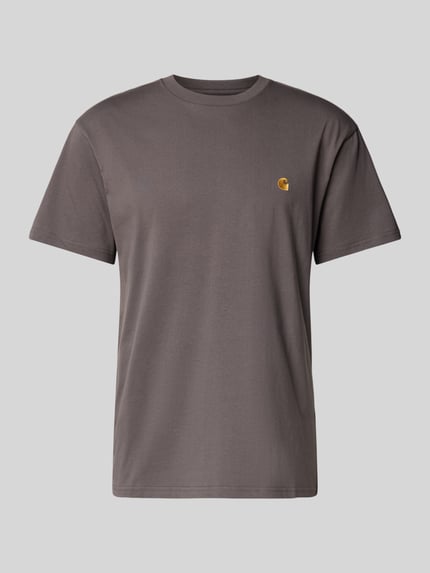 Produktfoto, T-Shirt mit Label-Stitching Modell 'CHASE' von Carhartt Work In Progress in Braun, reine Baumwolle, Regular Fit, Rundhalsausschnitt
