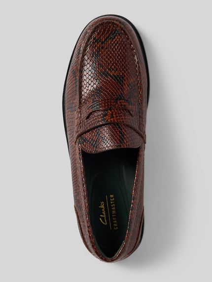 Productfoto, Slipper uit echt leer Model 'CraftJames' van Clarks, afgerond model met sierriempjes, dierenprint, gladde zool, hakhoogte maat 44: 2 cm, schachthoogte maat 44: 7 cm, schachtbreedte maat 44: 12 cm