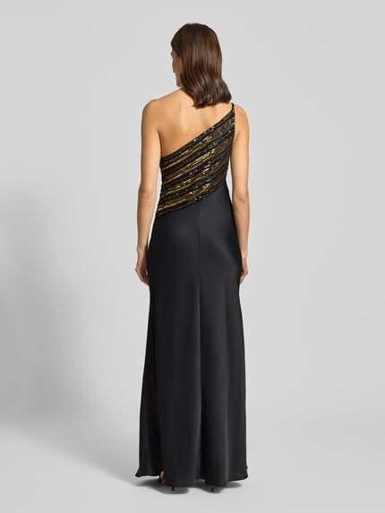 Frauenmodel trägt Abendkleid mit Perlen und Pailletten im One-Shoulder-Look von Lauren Ralph Lauren, A-Linie, Maxikleid, Satin, Ganzkörperansicht Rückansicht.