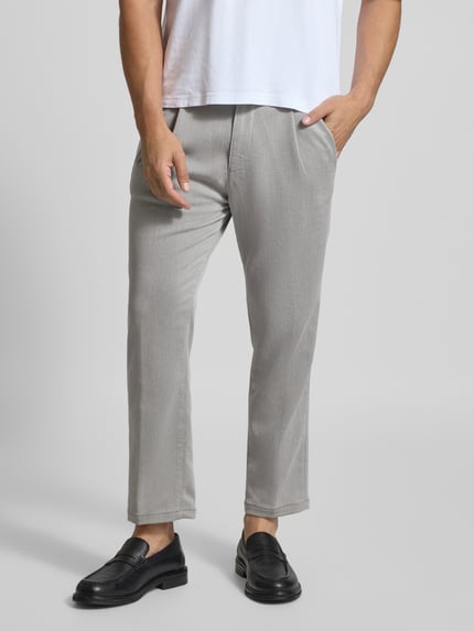 DRYKORN Regular Fit Hose mit Gesäßtaschen Modell 'CHASY' Offwhite 4