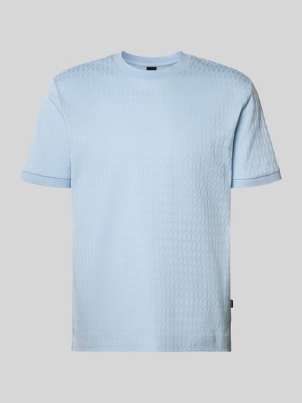 Produktfoto, Regular Fit T-Shirt aus reiner Baumwolle Modell 'THOMSON' von BOSS in Hellblau, feines Strukturmuster, Webstruktur, unifarben, kurzes Arm, Label Patch