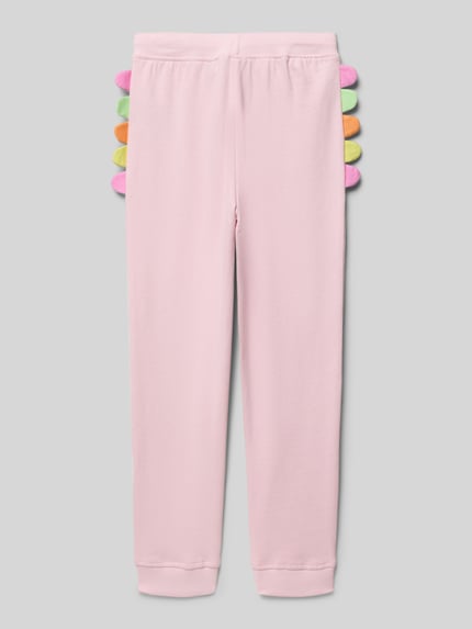 Produktfoto, Regular Fit Sweatpants mit Zierbesatz von Blue Seven, rosa Baumwolle, bunte Zierdetails seitlich, elastischer Bund und Beinabschlüsse